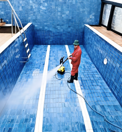 Swimming pool services 250x270 1